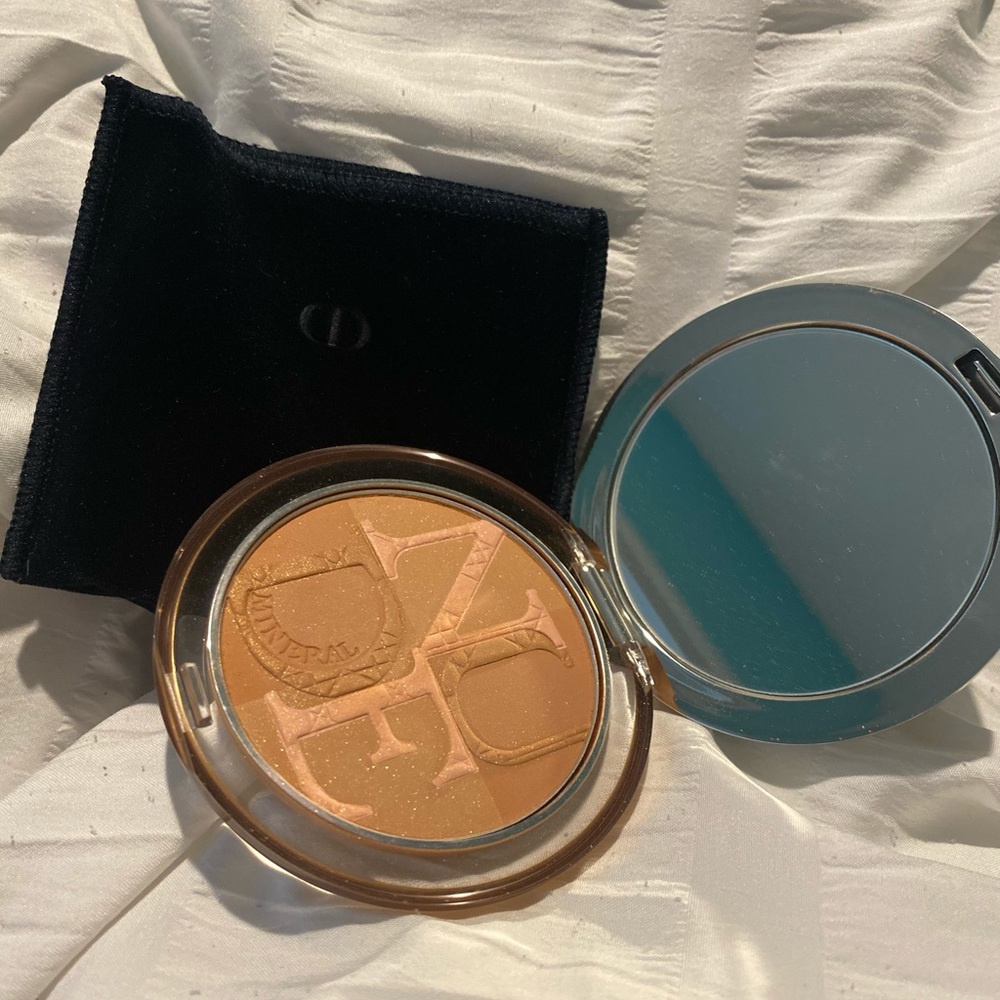 NIB DiorSkin MineralNude Bronze 02